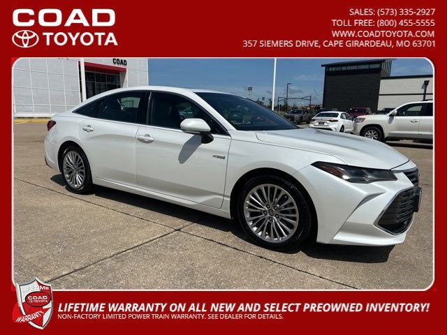 2021 Toyota Avalon Hybrid Limited in Wind Chill Pearl — front three-quarter view