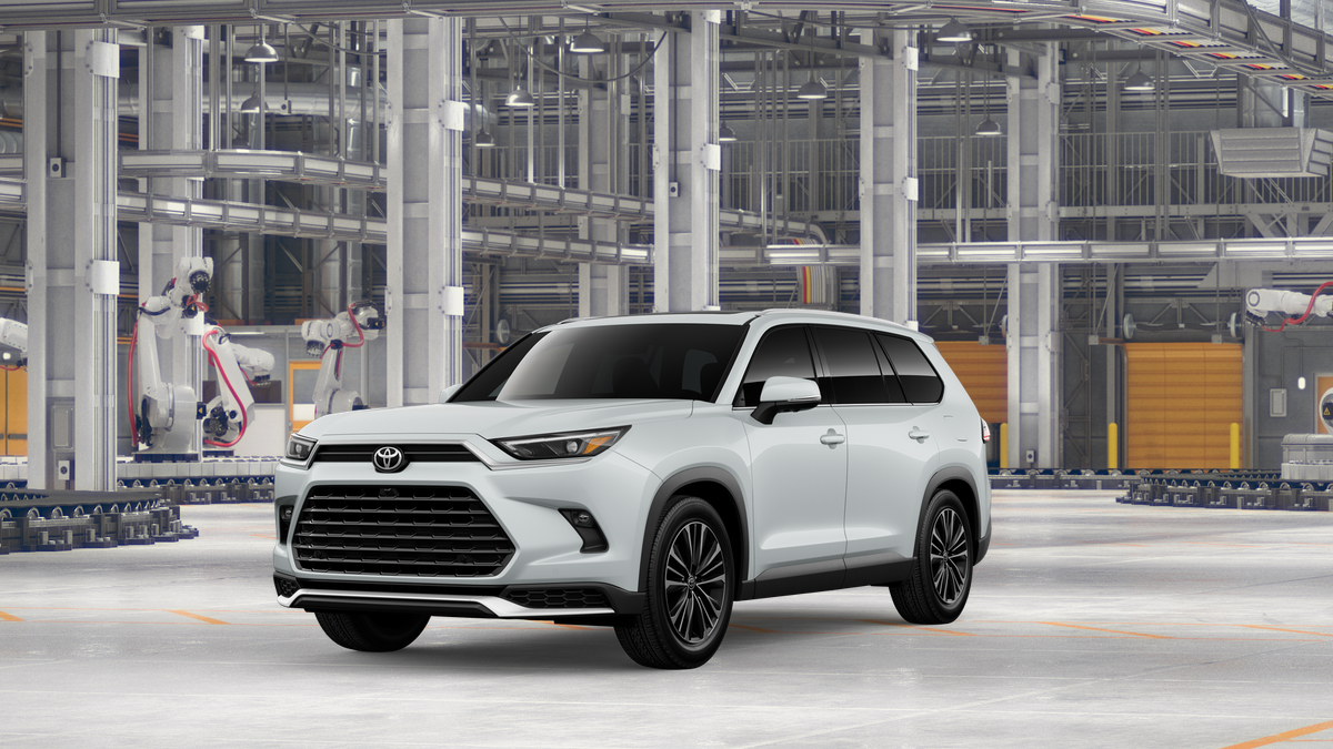 2026 Toyota Grand Highlander Hybrid MAX Platinum in Wind Chill Pearl <a role='button' class='viewDgDisclaimersButton'...